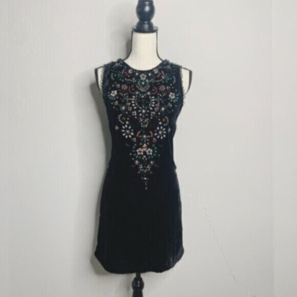 Vintage Beaded Black Velvet Mini Dress Floral Embellished Cocktail Mini Dress - Picture 3 of 17